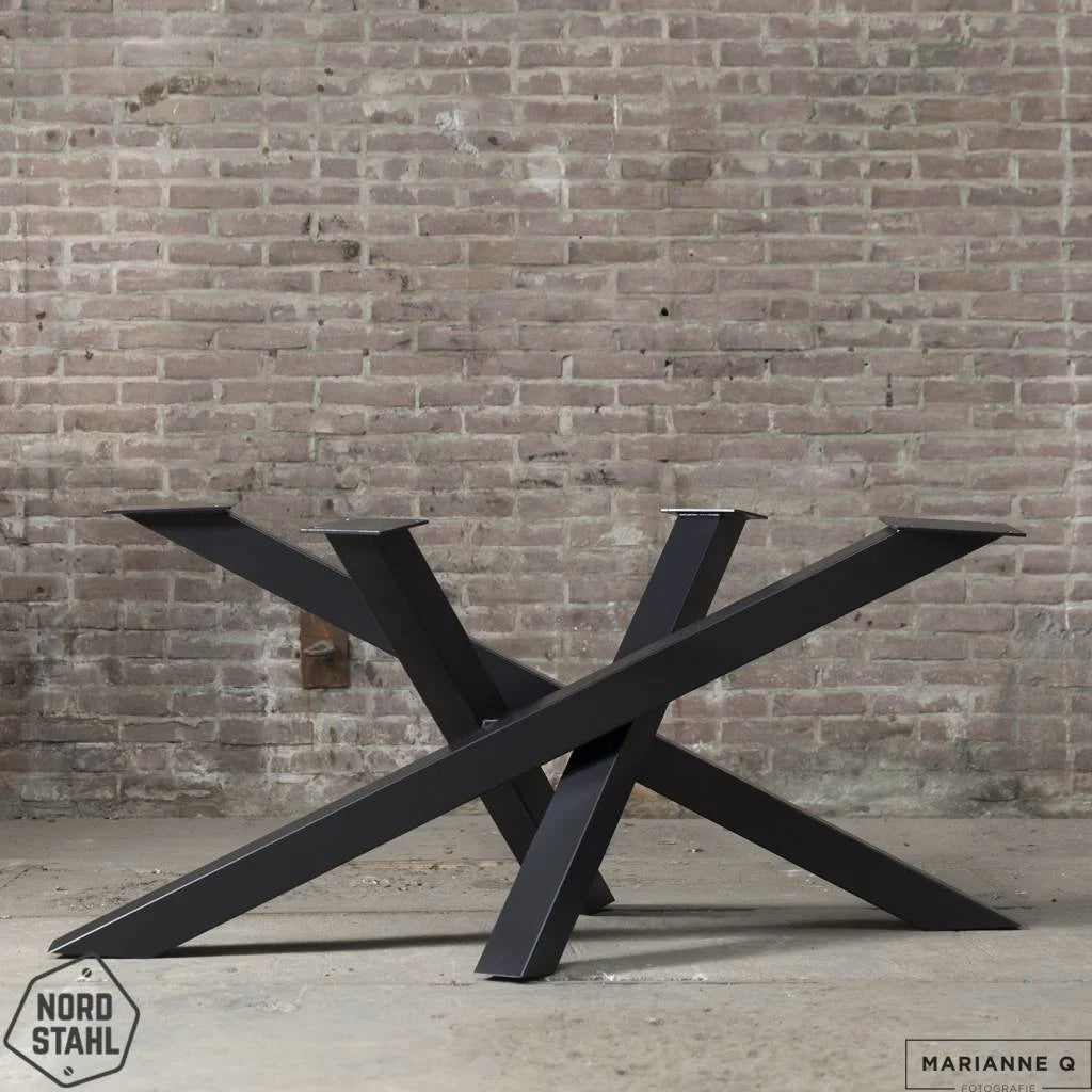 Nordstahl Twist leg tafelpoten steel black