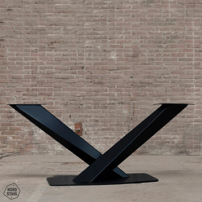 Nordstahl Twisted V leg tafelpoten steel black